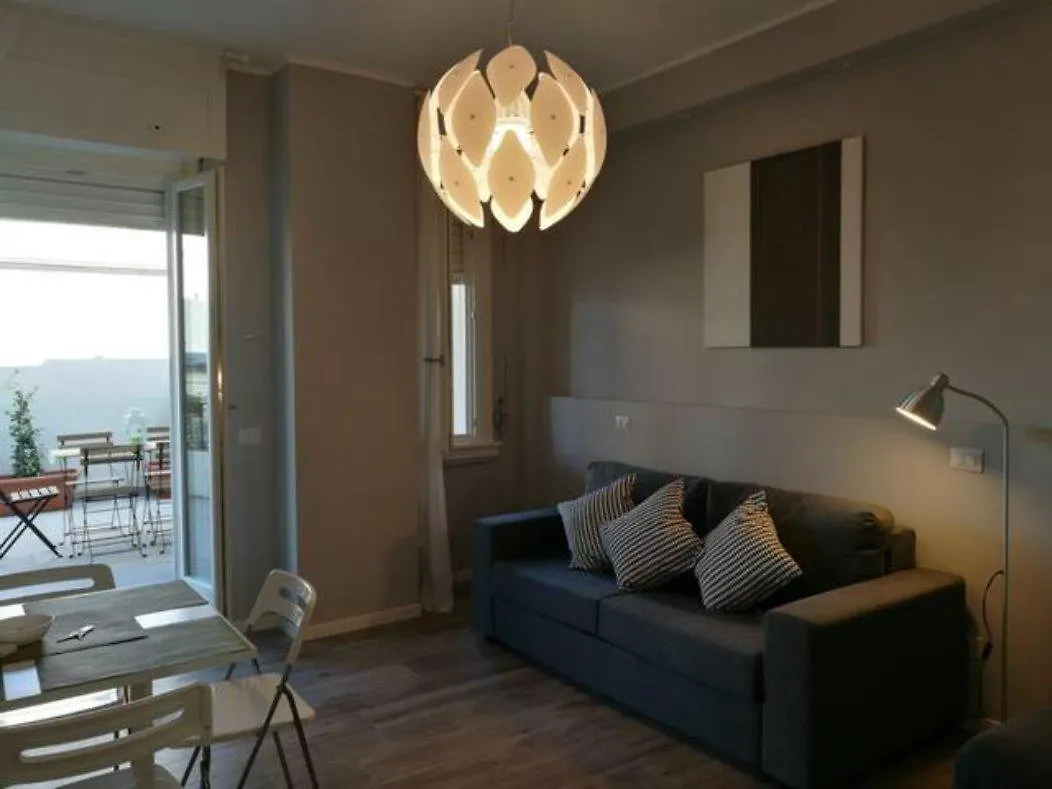Apartment Appartamento Con Grande Terrazzo In Via Lomellina - Lome 527 Milan Italy