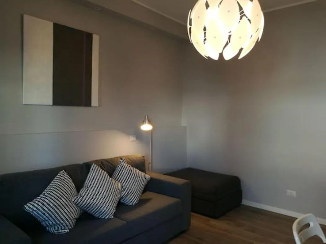 Appartamento Con Grande Terrazzo In Via Lomellina - Lome 527 Milan Apartment