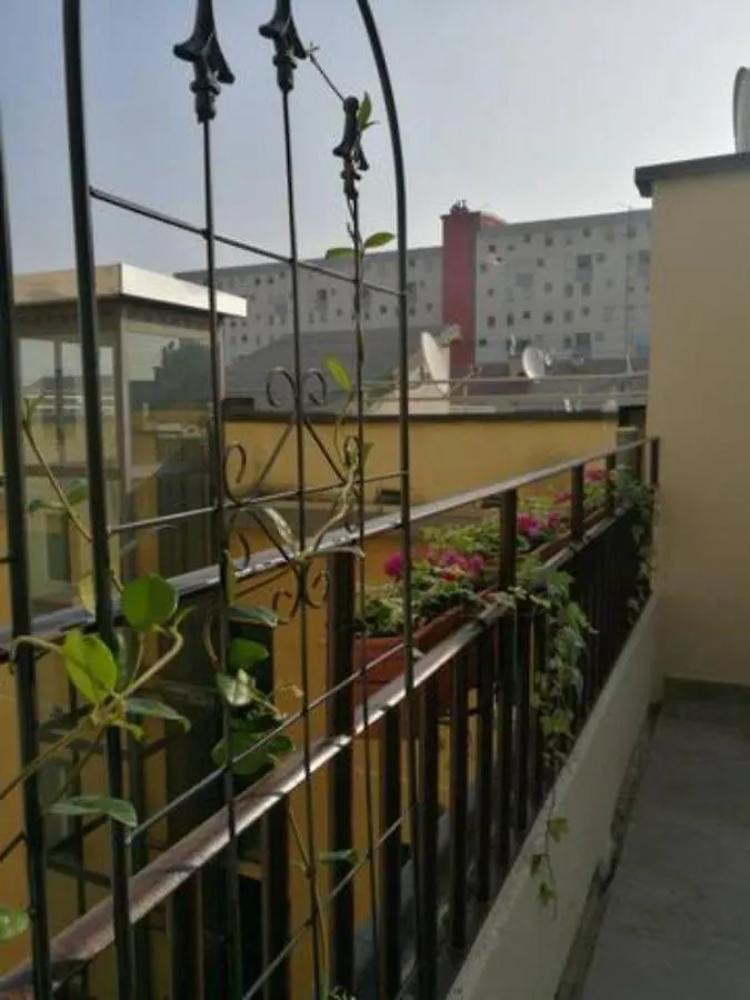 Apartment Appartamento Con Grande Terrazzo In Via Lomellina - Lome 527 Milan