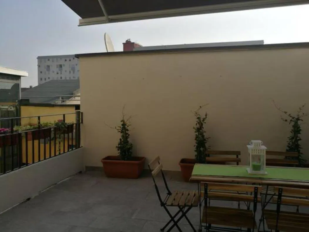 Appartamento Con Grande Terrazzo In Via Lomellina - Lome 527 Milan