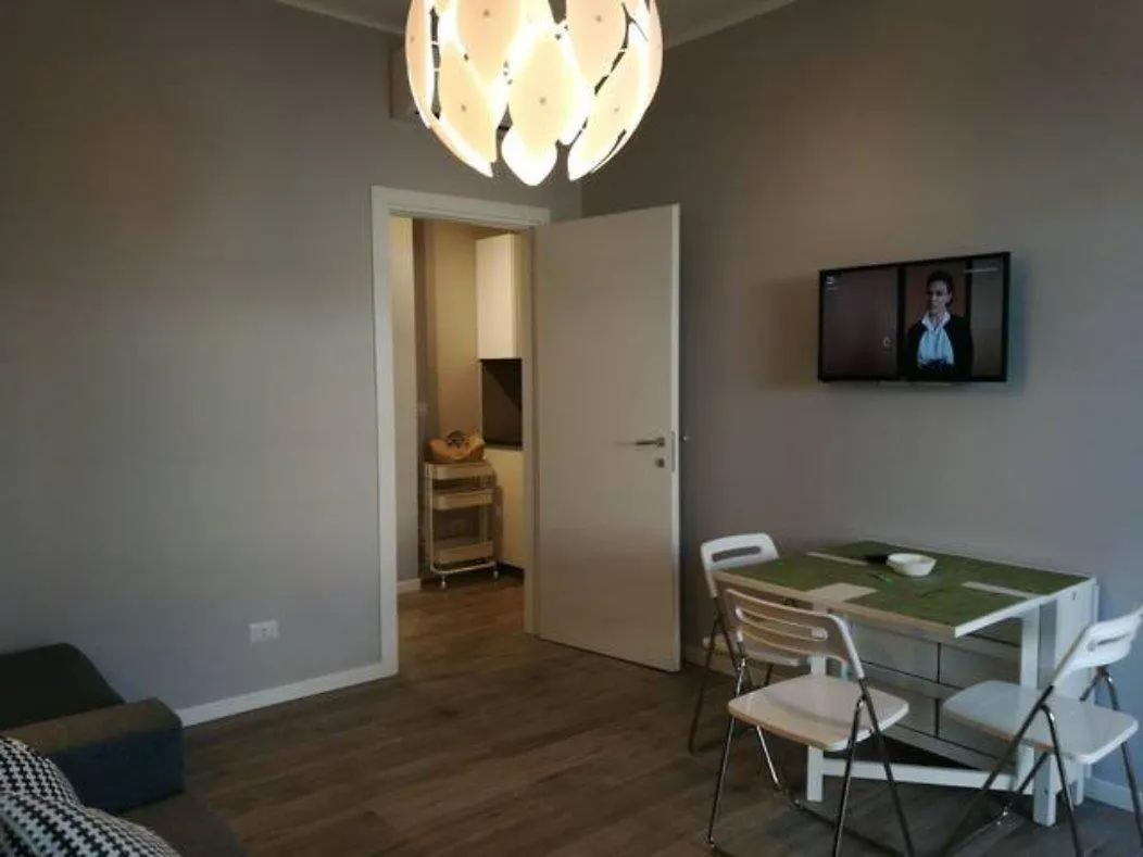 Appartamento Con Grande Terrazzo In Via Lomellina - Lome 527 Milan 0*,  Italy